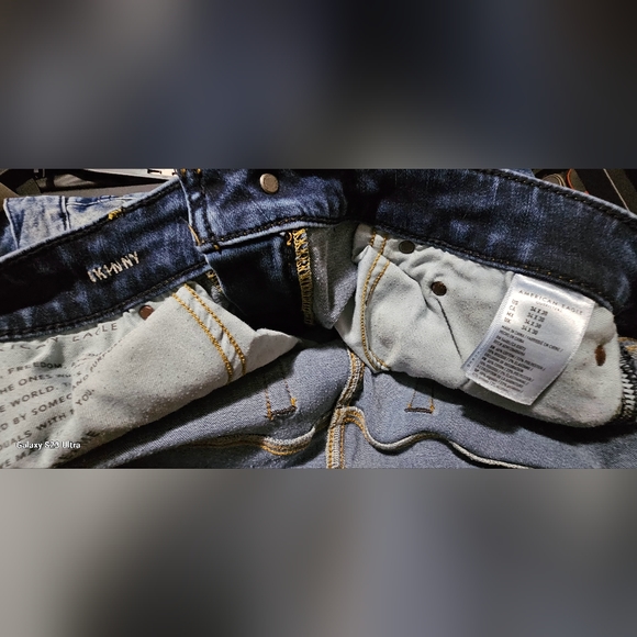 American Eagle Jean's - Picture 2 of 3